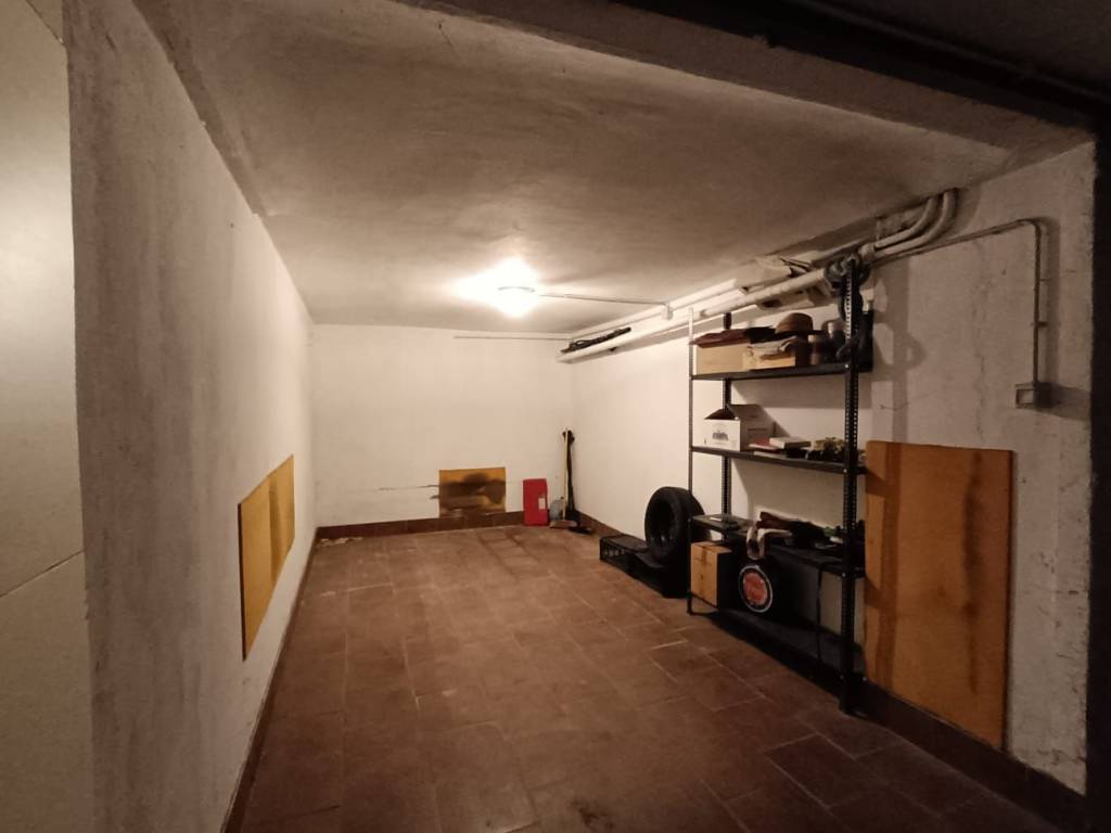 Box / garage a Asti in Via Francesco Petrarca - Foto 5