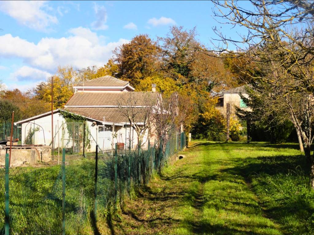 Villa a Ceccano in Via Marittima - Foto 2