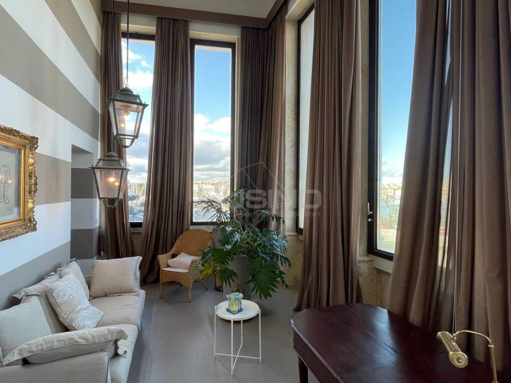 Appartamento a Siracusa in VIA GUGLIELMO PERNO, 4 - Foto 2