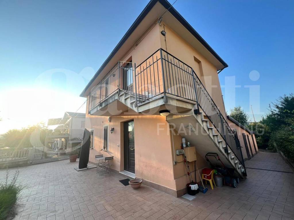 Appartamento a Spoleto in loc. san Nicolò, via Giorgio Ambrosioli - Foto 3