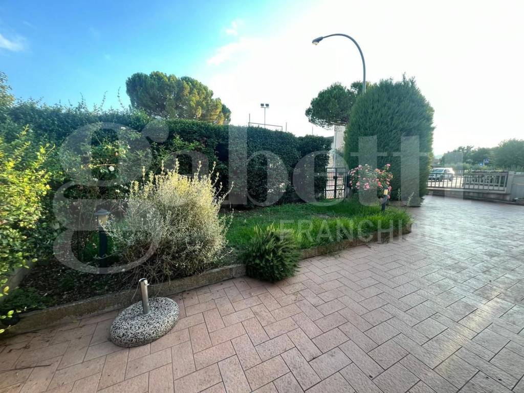 Appartamento a Spoleto in loc. san Nicolò, via Giorgio Ambrosioli - Foto 5