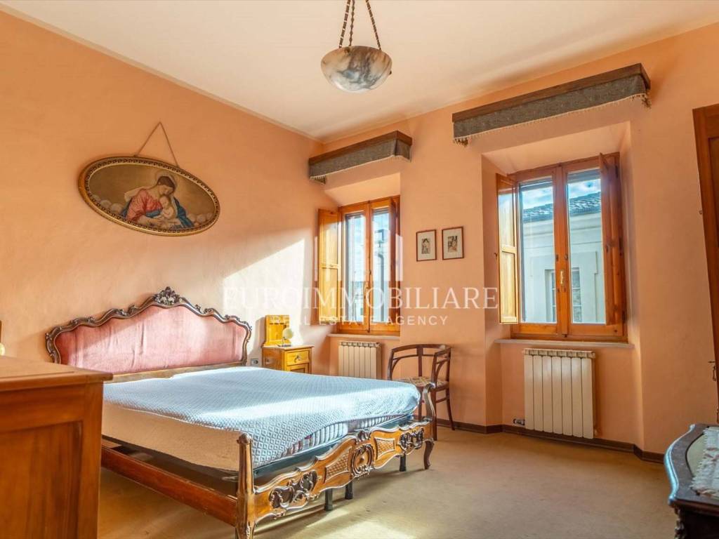 Appartamento a Castiglione del lago in Piazza Giuseppe Mazzini, 5 - Foto 3