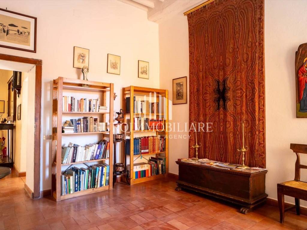 Appartamento a Castiglione del lago in Piazza Giuseppe Mazzini, 5 - Foto 5