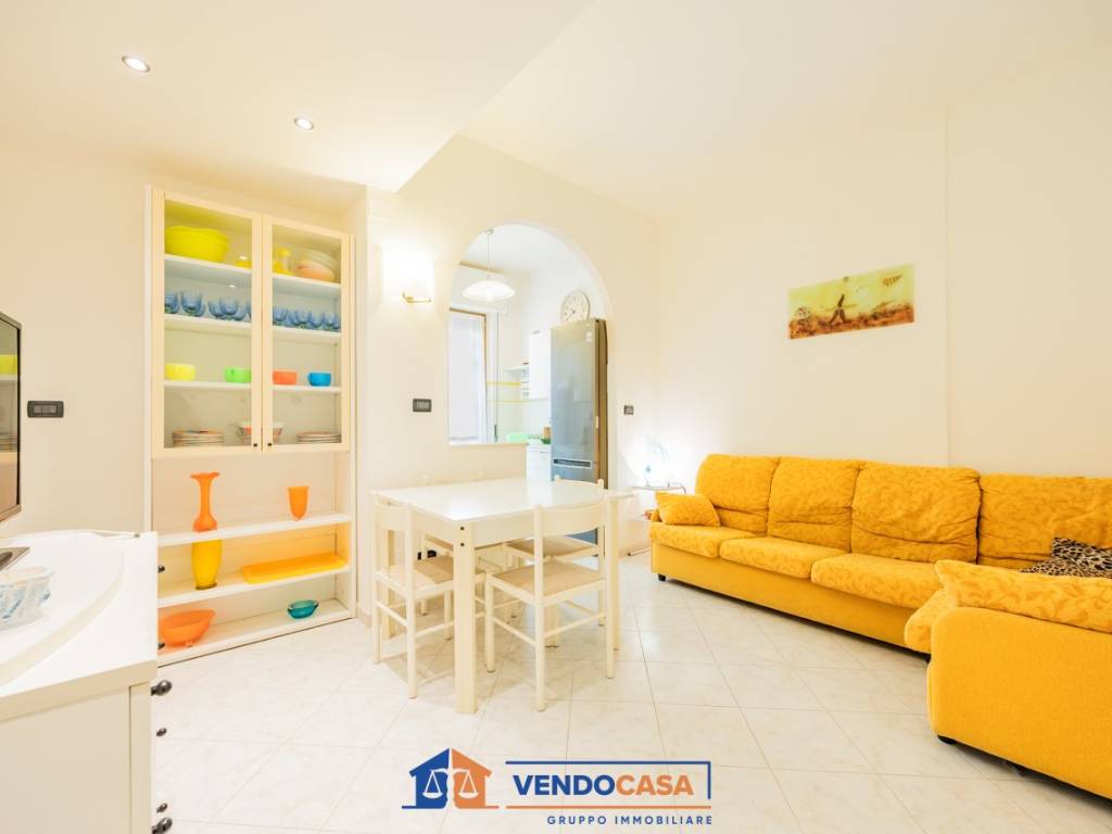 Appartamento a Spotorno in Via Vecchie Fornaci, 32 - Foto 2