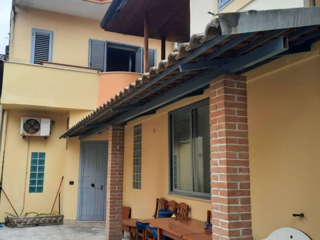 Casa indipendente a Teverola in Via Nicola Pecorario - Foto 2
