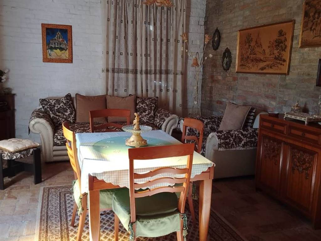 Casa indipendente a Torano castello in contrada Castiglione - Foto 2