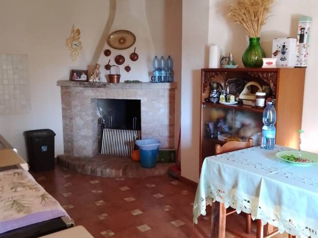 Casa indipendente a Torano castello in contrada Castiglione - Foto 3