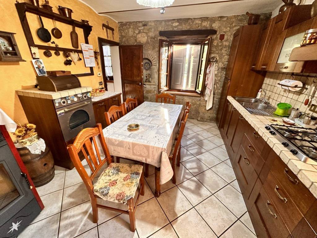 Villa a Perugia in Strada Colle Umberto - Ponte Nese, 54 - Foto 2