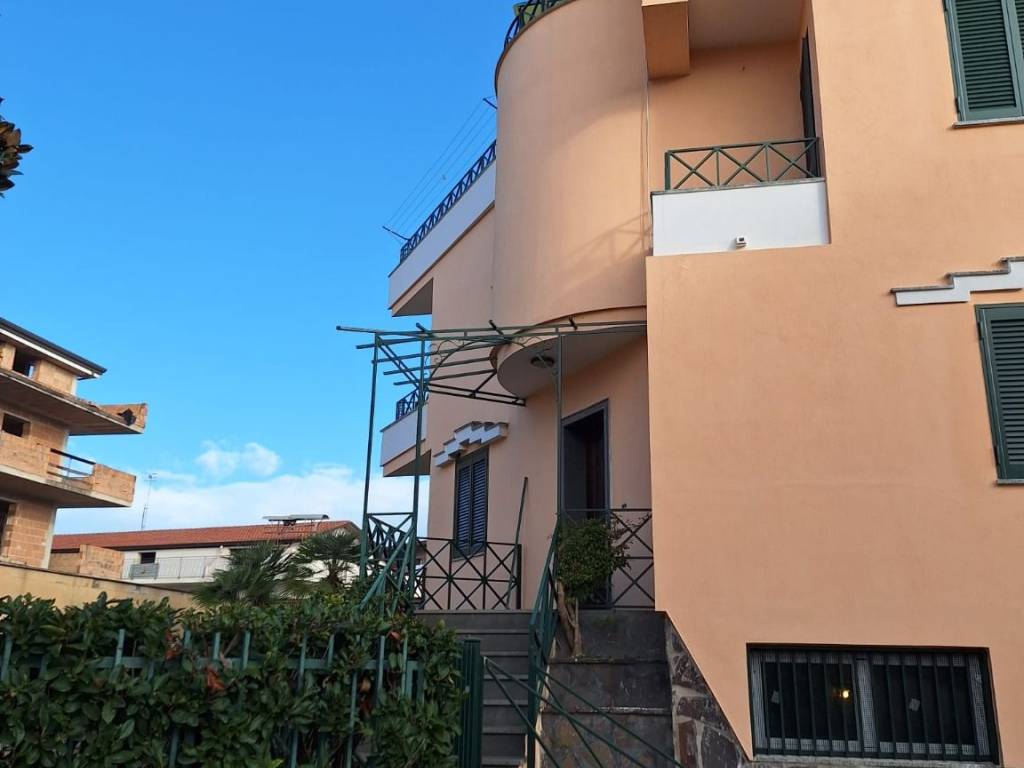 Palazzo / stabile a Succivo in Via Eugenio Perrotta - Foto 3