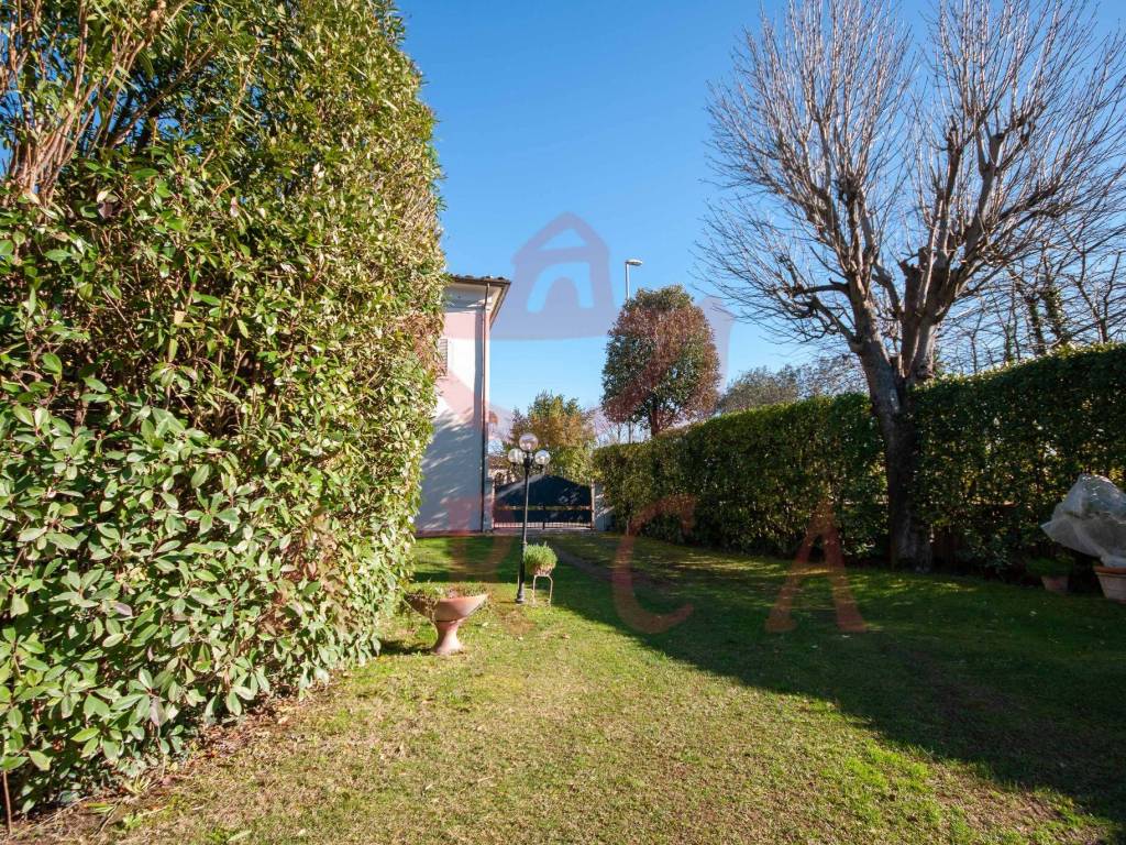 Villa a Quarrata in Via Assisi - Foto 4