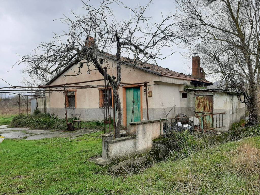 Casa indipendente a Isernia in Contrada Le Piane - Foto 2