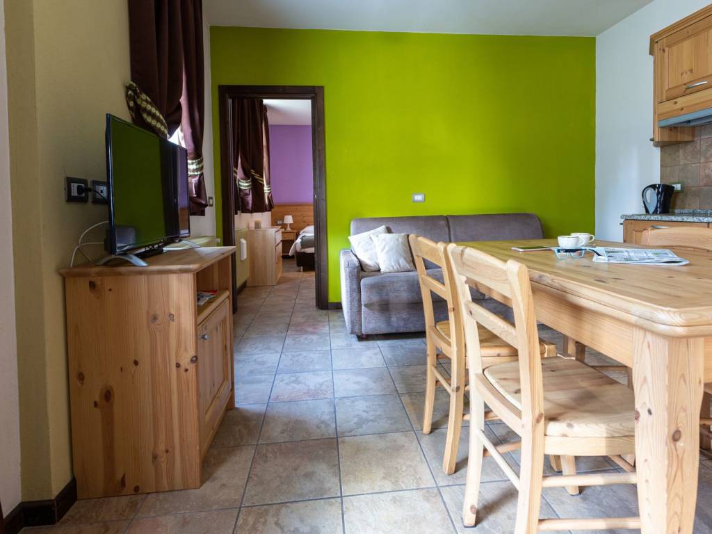 Appartamento a Bormio in Via Bartolomeo Fiorini, 2 - Foto 4