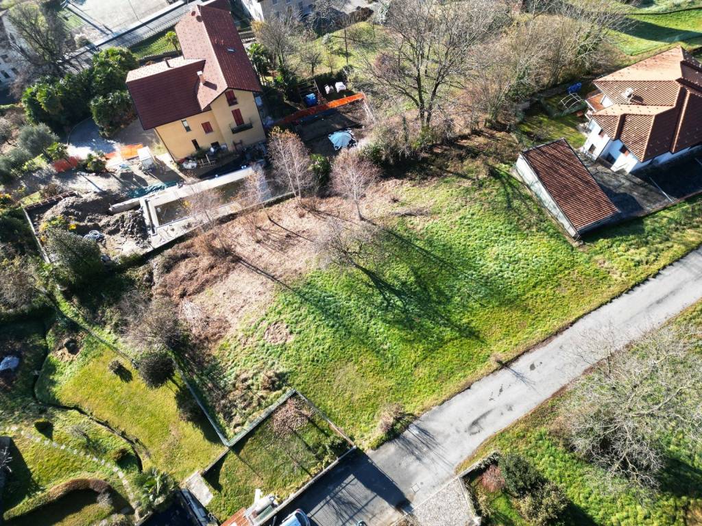 Terreno a Miazzina in Via della Resistenza - Foto 3
