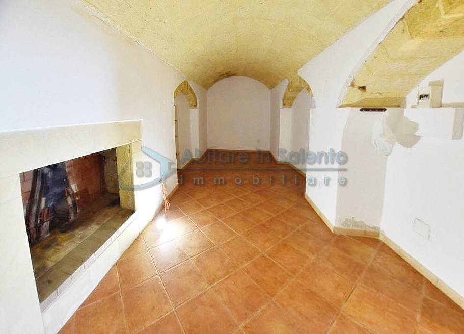 Appartamento a Gagliano del capo in Piazza San Dana - Foto 4