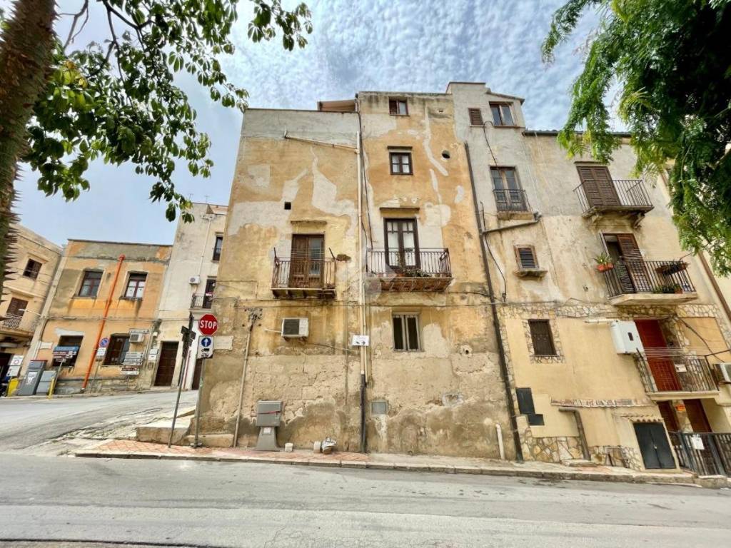 Casa indipendente a Castellammare del golfo in Via Marina di Petrolo, 36 - Foto 4