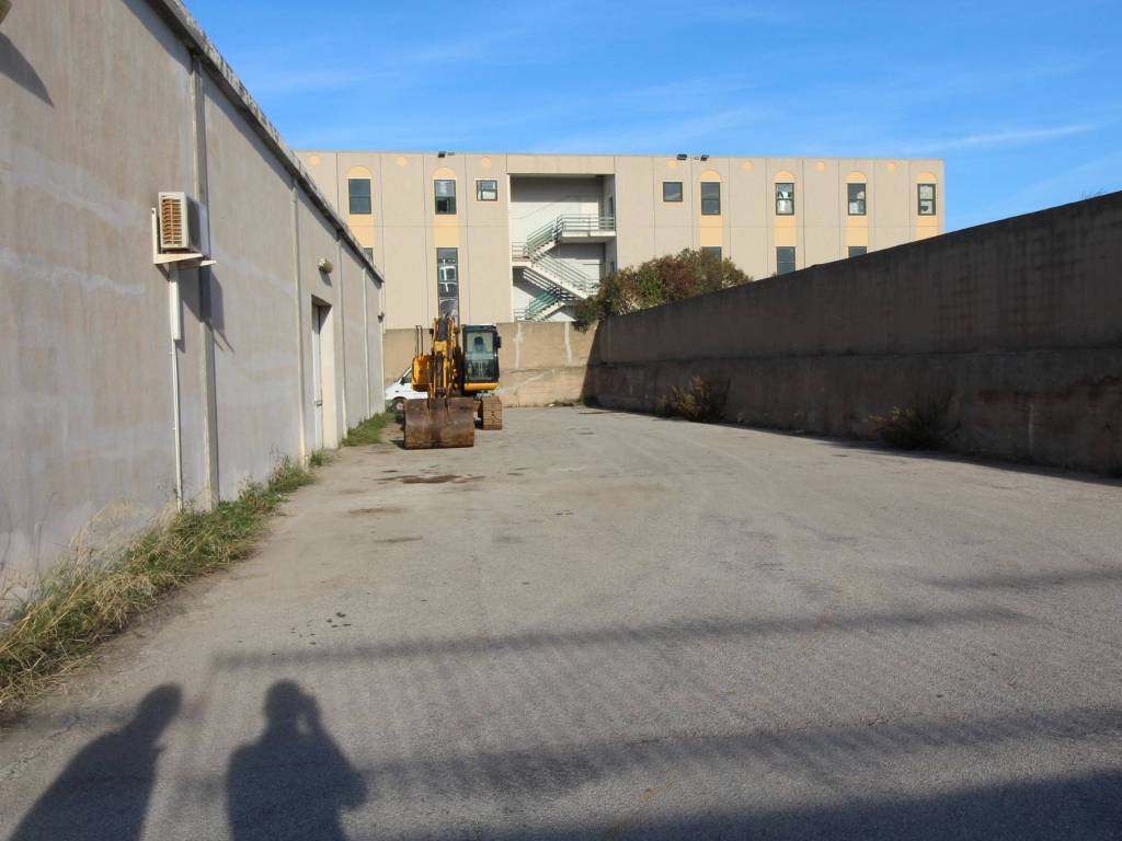 Immobile a Cagliari in Via della Nautica - Foto 3