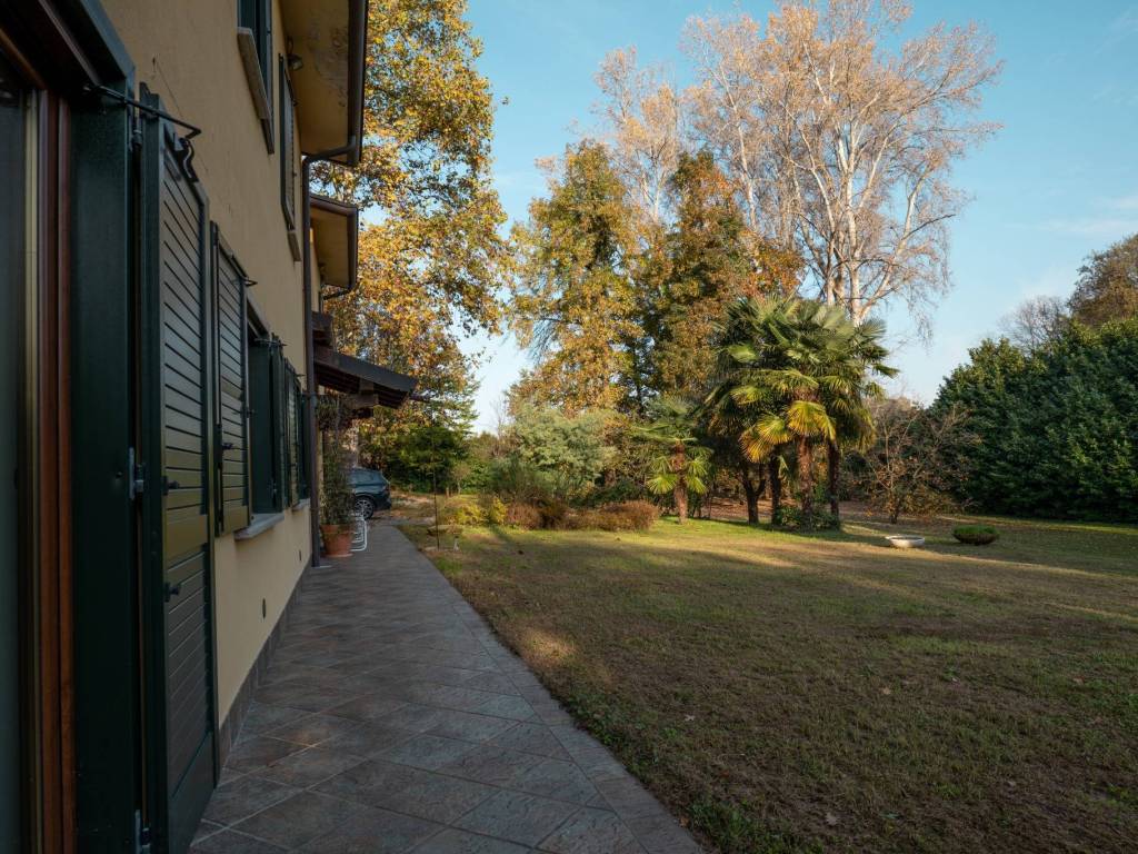 Villa a Sumirago in Via Giuseppe Garibaldi, 43 - Foto 5