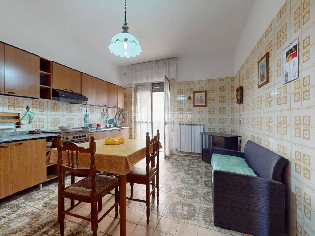 Appartamento a Rutigliano in Via Noicattaro - Foto 3