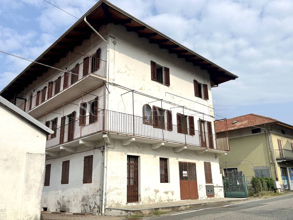 Casa indipendente a Lessona in Via Roma, 31 - Foto 3