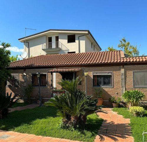 Villa a Capodrise in Via Massimo Troisi - Foto 3