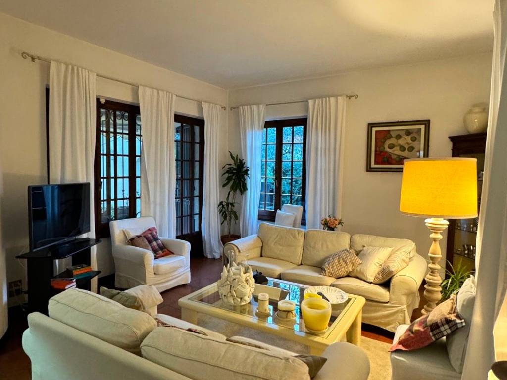 Villa a Forte dei marmi in Via della Barbiera - Foto 5