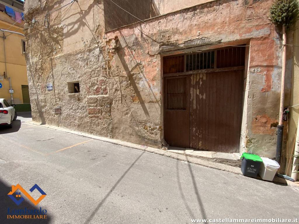 Casa indipendente a Castellammare del golfo in Via Giovanni Bovio - Foto 2