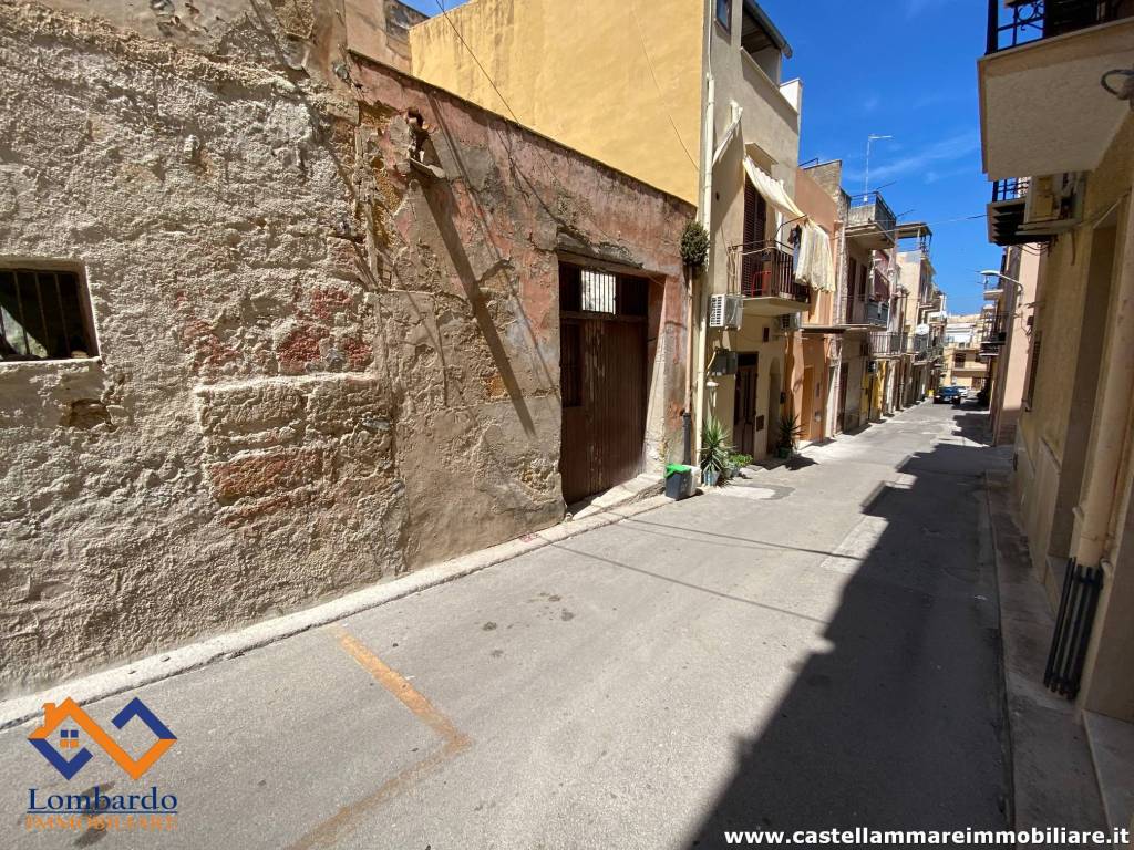 Casa indipendente a Castellammare del golfo in Via Giovanni Bovio - Foto 3