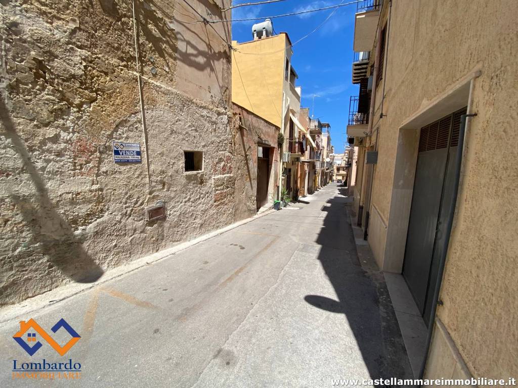 Casa indipendente a Castellammare del golfo in Via Giovanni Bovio - Foto 4