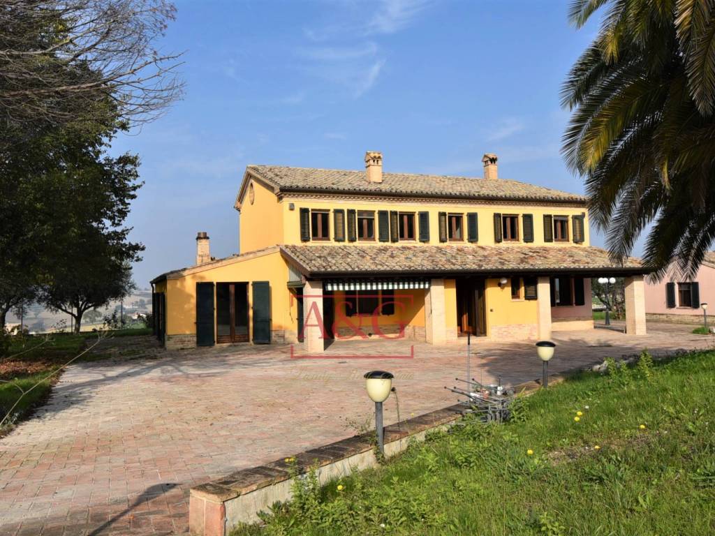 Villa a Recanati in Contrada Castelnuovo, 91 - Foto 4