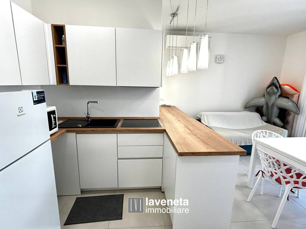 Appartamento a Jesolo in Via Altinate Accesso al Mare 7, 2 - Foto 4