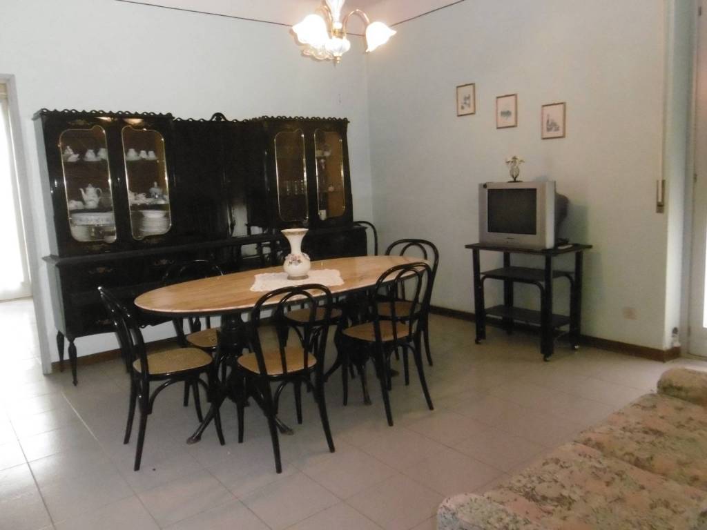 Appartamento a Monterubbiano in Piazza Dottor Renato Cecchini, 1 - Foto 5