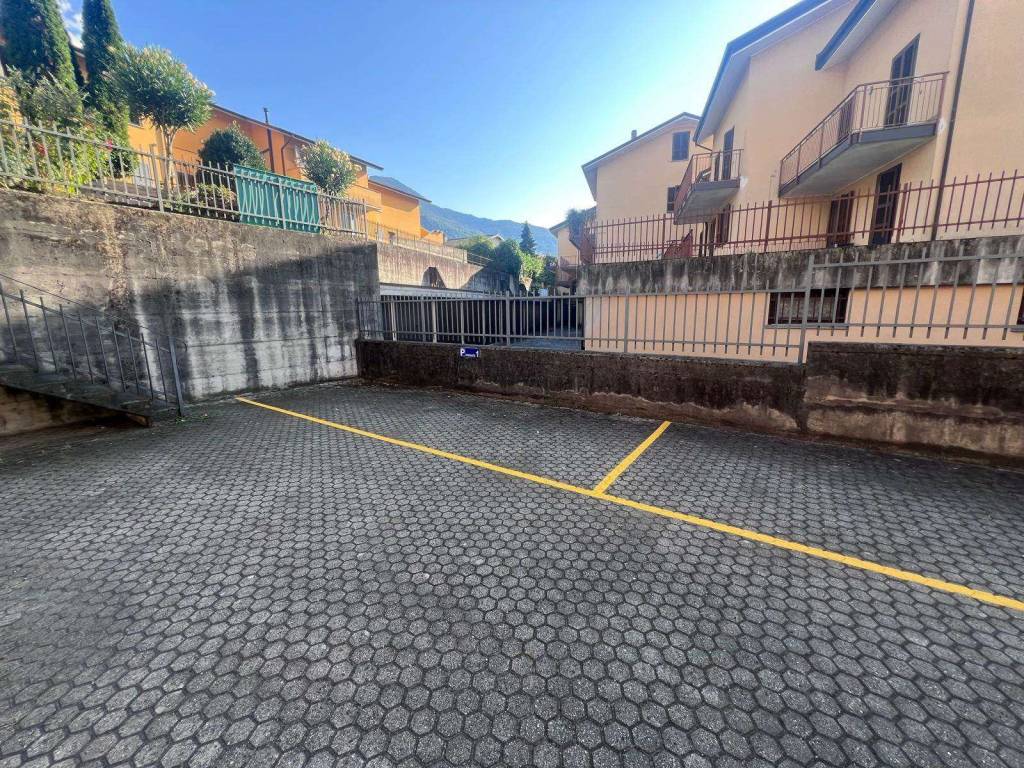 Box / garage a Colico in VIA CASE NUOVE, 24 - Foto 5