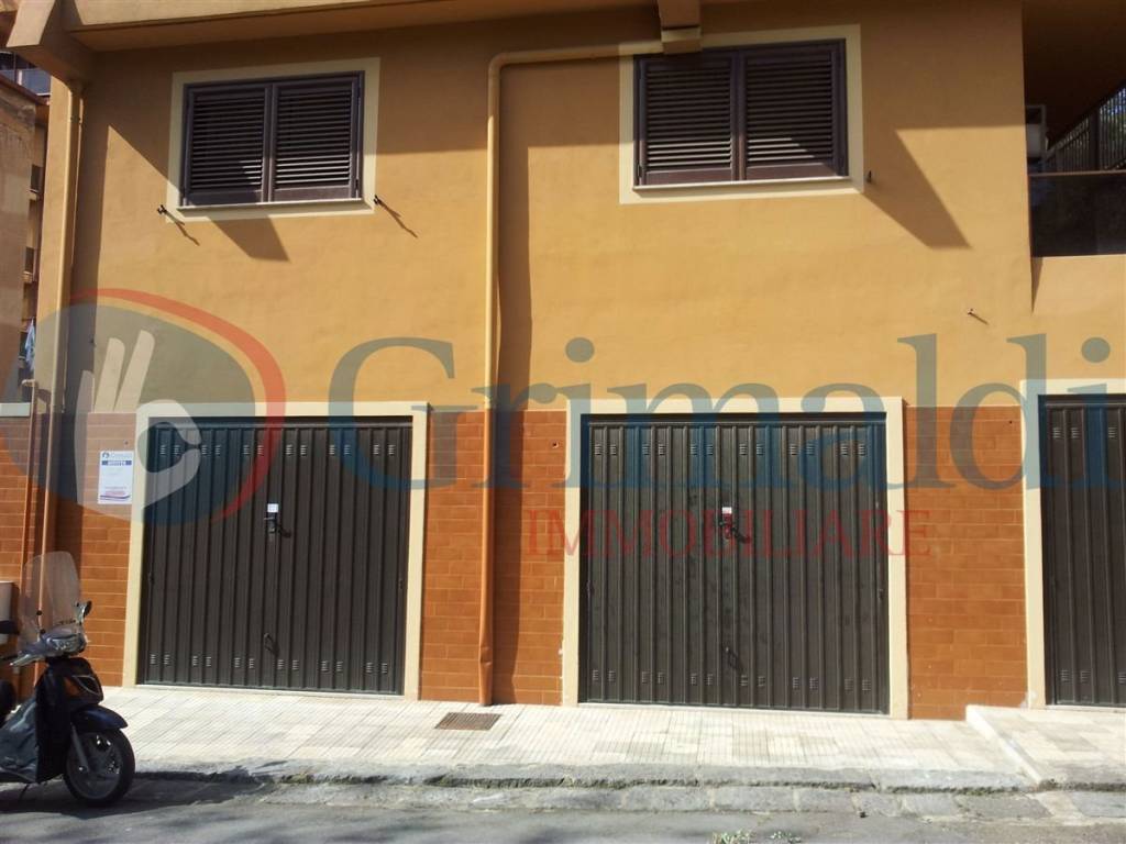 Box / garage a Messina in Via Cappellini - Foto 3