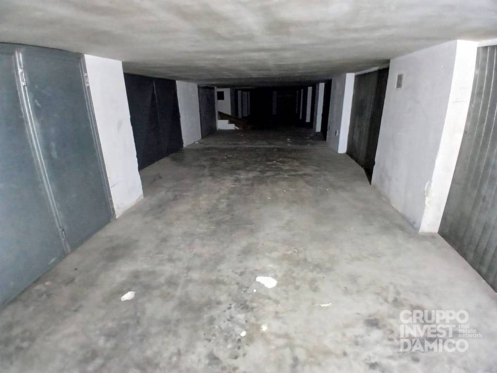 Box / garage a Cisternino in Via Francesco Paolo Devitofranceschi - Foto 2