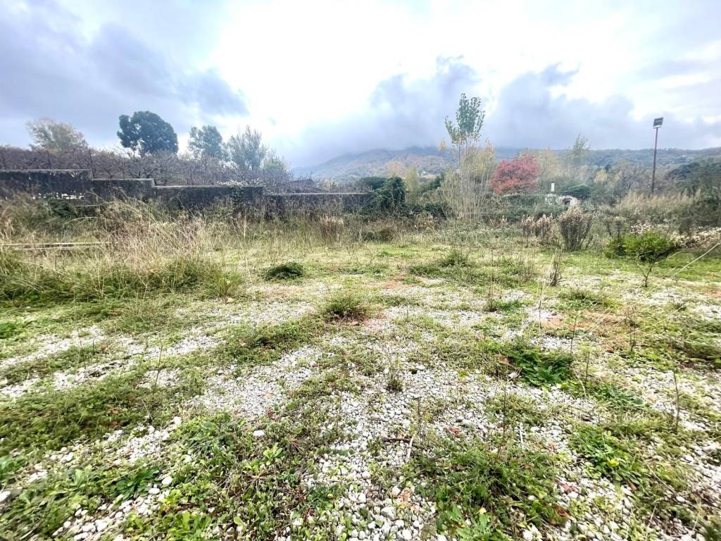 Terreno a Pomigliano d'arco in SANT'ANASTASIA - Foto 5