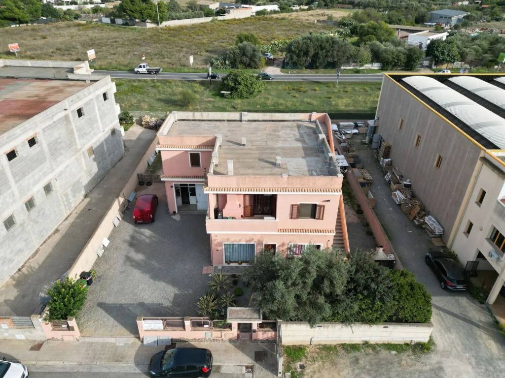 Palazzo / stabile a Settimo san pietro in Via Spinelli S.N.C. - Foto 3