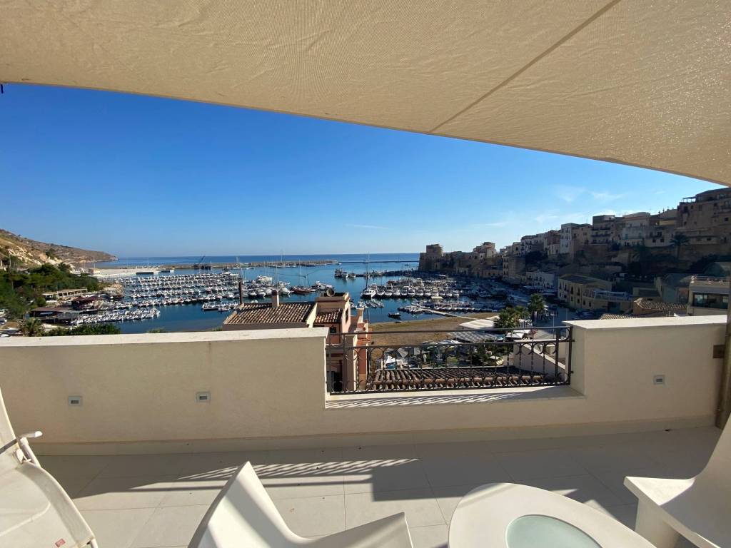 Casa indipendente a Castellammare del golfo in Via Discesa Marina - Foto 2
