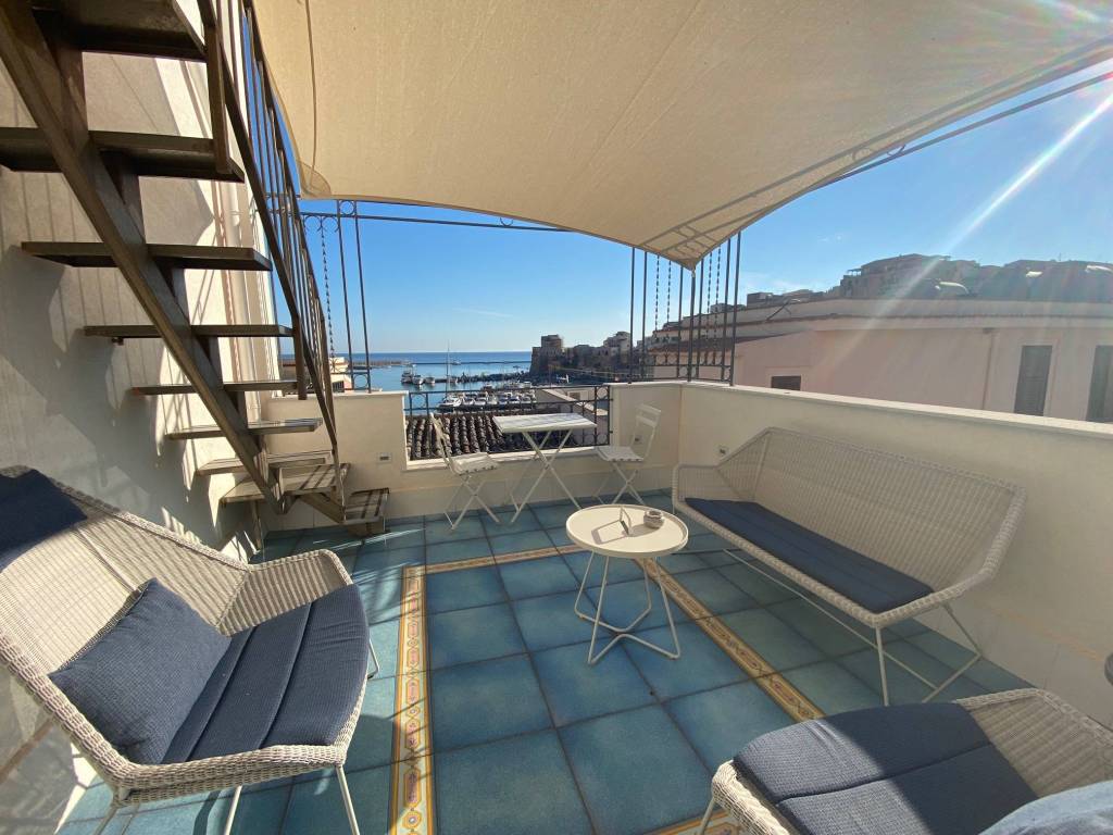 Casa indipendente a Castellammare del golfo in Via Discesa Marina - Foto 3