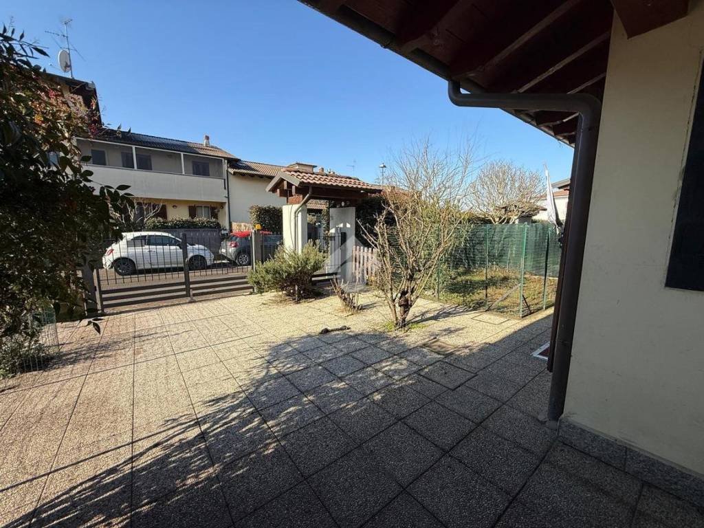 Villetta a schiera a Trivolzio in Via delle Robinie, 16 - Foto 2