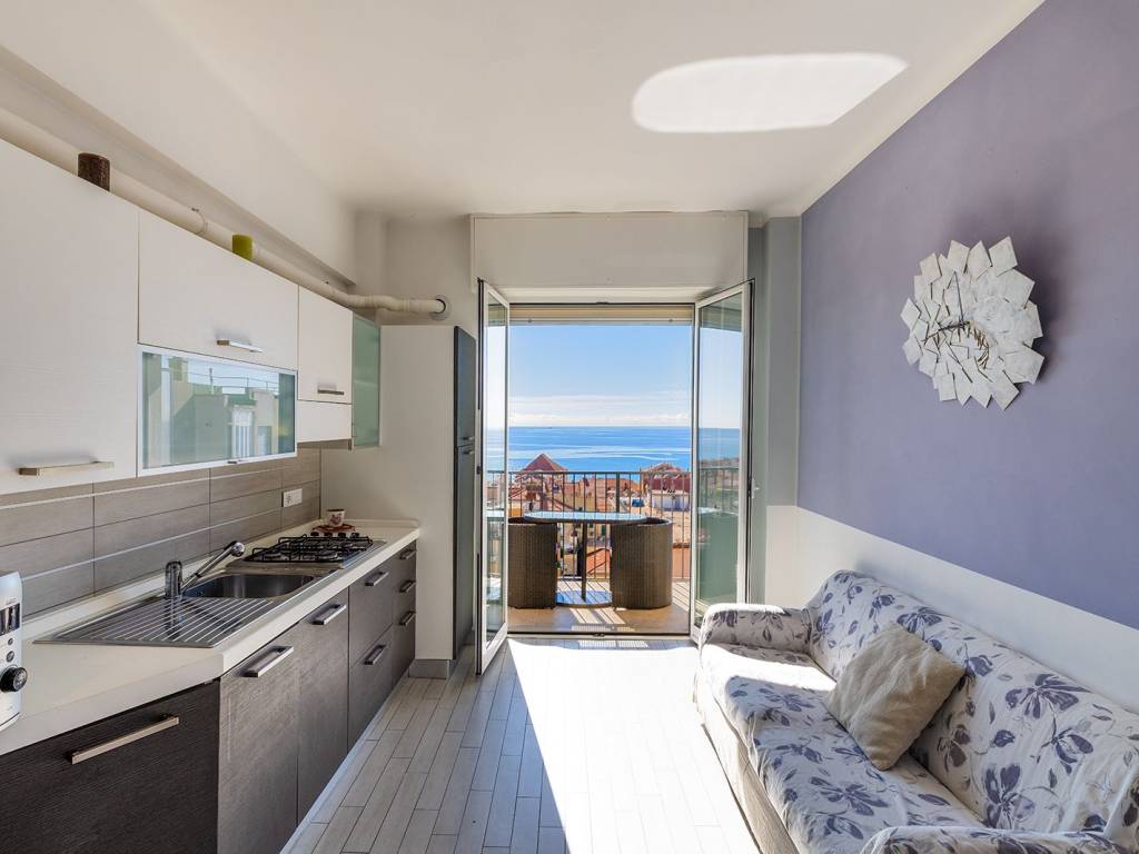 Appartamento a Finale ligure in Via Caviglia, 69 - Foto 4