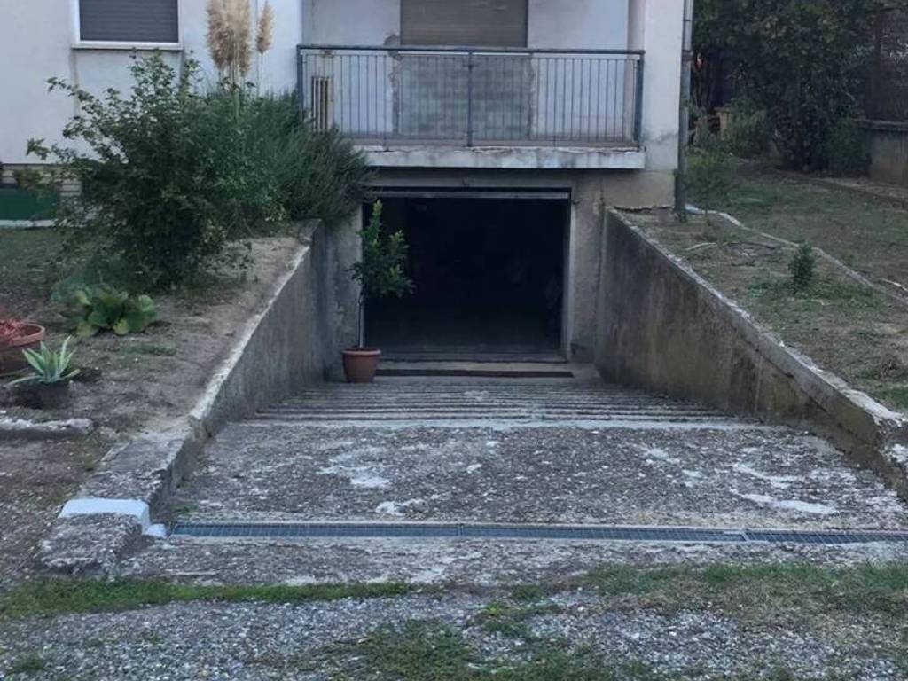 Appartamento a Tortona in Strada Statale Per Voghera - Foto 4
