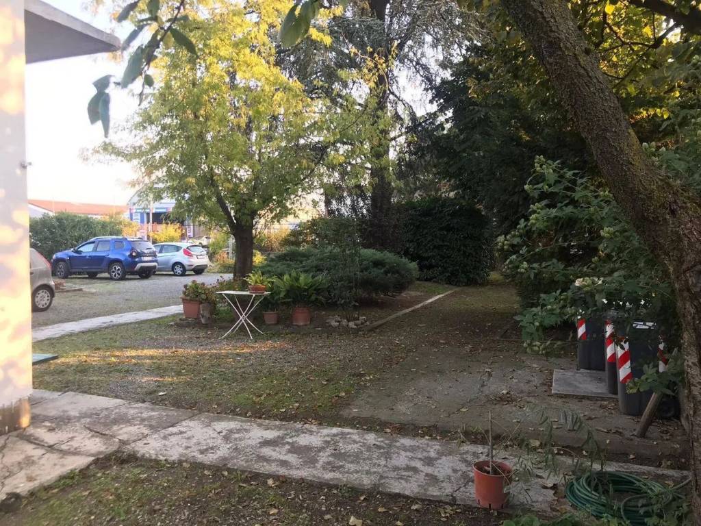 Appartamento a Tortona in Strada Statale Per Voghera - Foto 5
