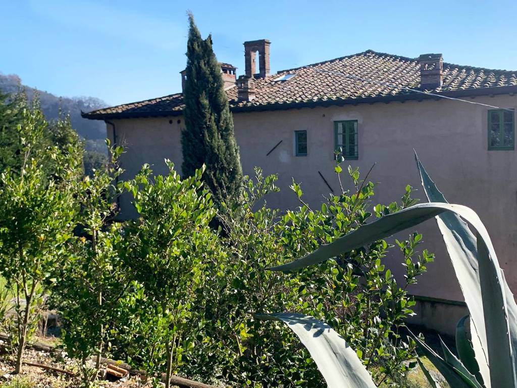 Villa a Lucca in Via per Camaiore - Foto 4