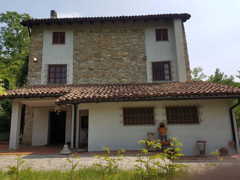 Casa indipendente a Ovada in Località Santo Stefano - Foto 2