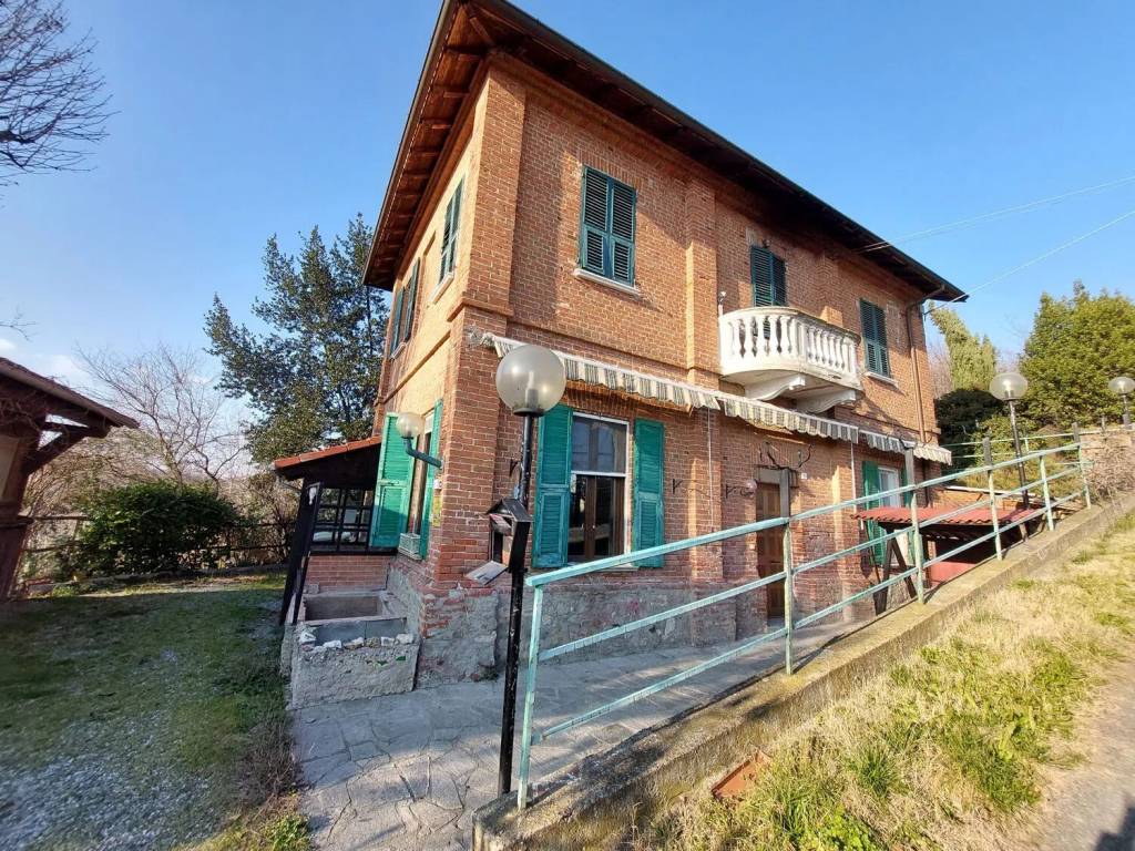 Villa a Ovada in Via Madre Maria Teresa Camera, 3 - Foto 2