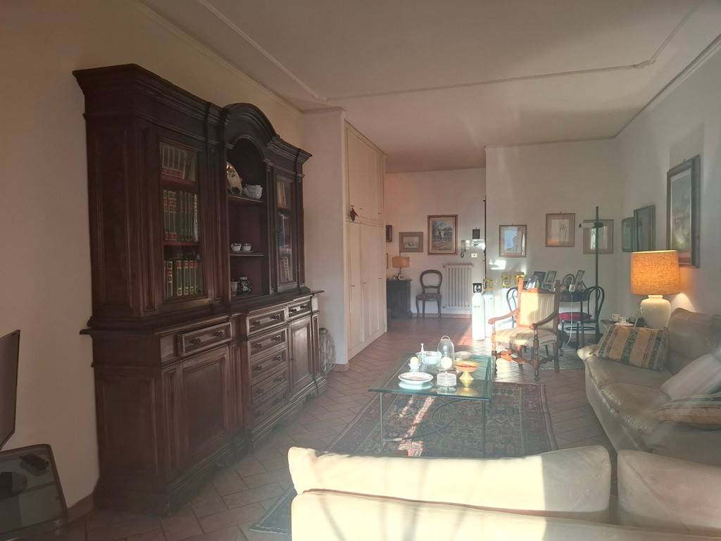 Appartamento a Prato in Via della Rondine - Foto 2