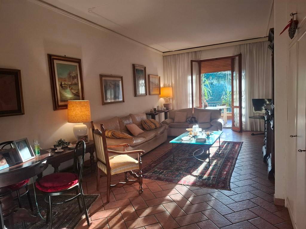 Appartamento a Prato in Via della Rondine - Foto 4