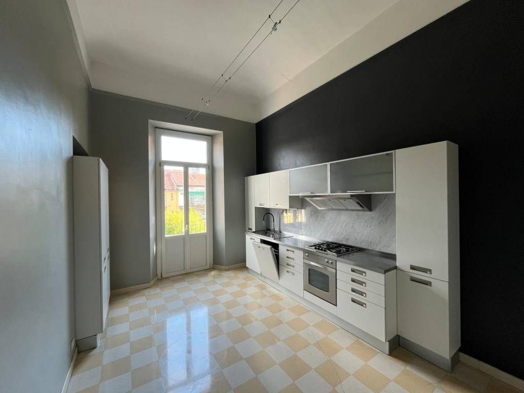 Appartamento a Alessandria in Corso Cento Cannoni - Foto 3
