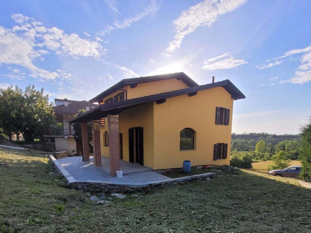 Villa a Casaleggio boiro in Via Roma S.N.C. - Foto 2
