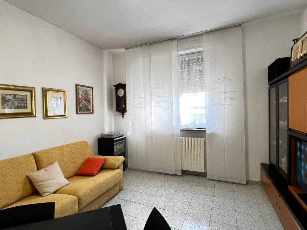 Appartamento a Novate milanese in VIA CAVOUR, 60 - Foto 5